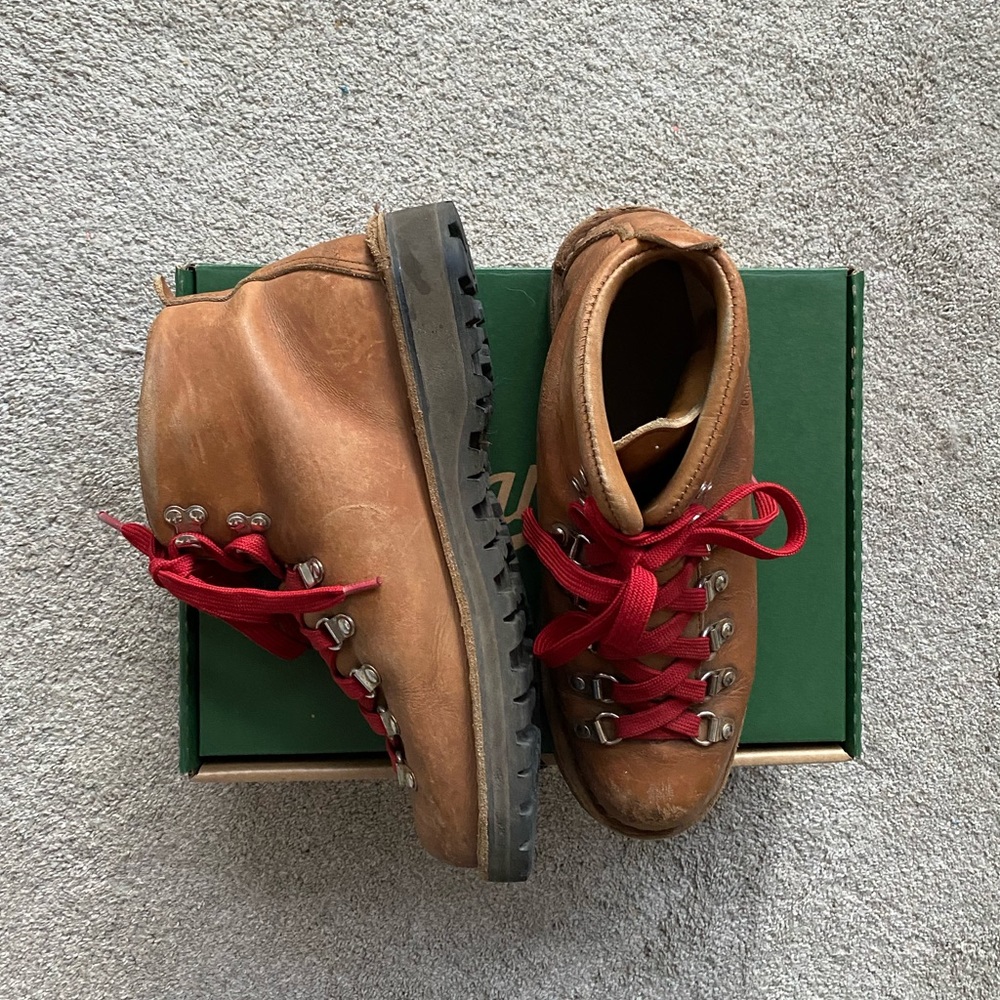 Danner Light Mountain Cascade